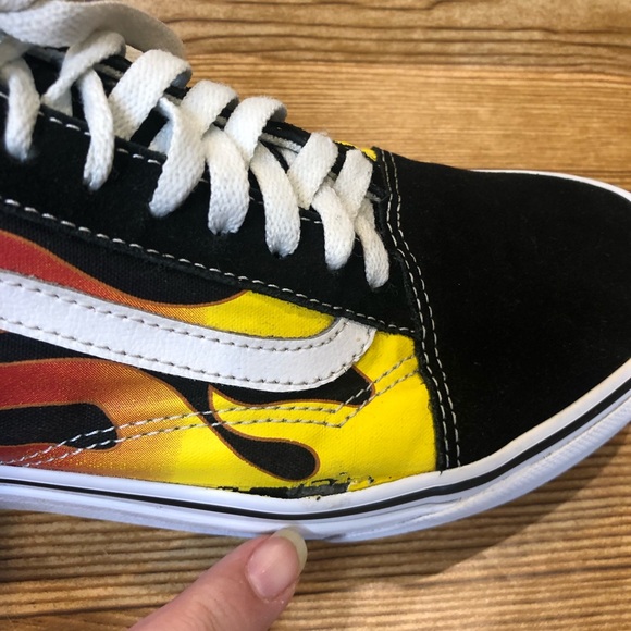 Suze 10 mens flame Vans. Read description - Picture 5 of 9